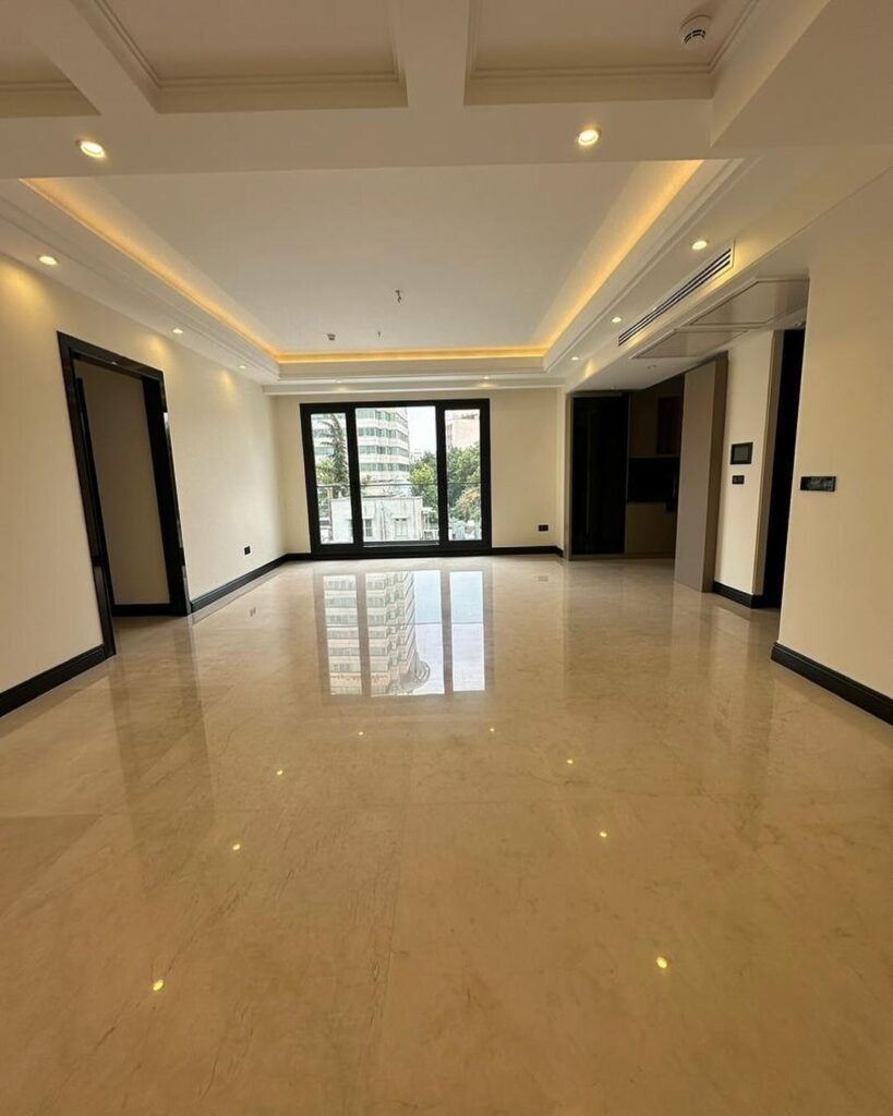 برج باغ دریای نور خیام