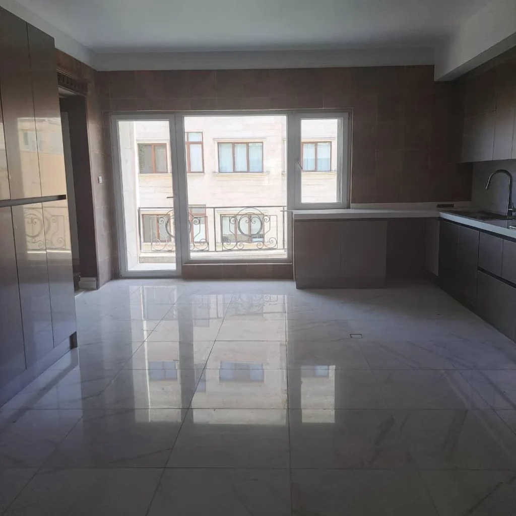 واحد فروشی 370 متر در زعفرانیه