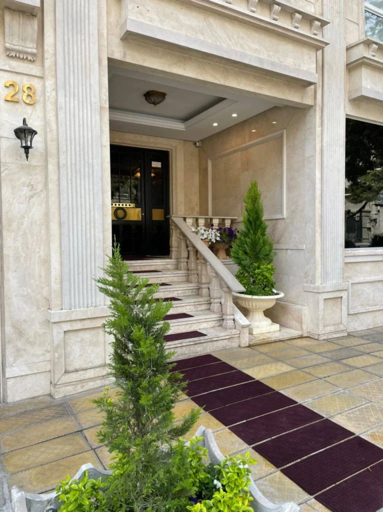 فروش آپارتمان ۱۳۶ متر سه خواب در جردن لوکس