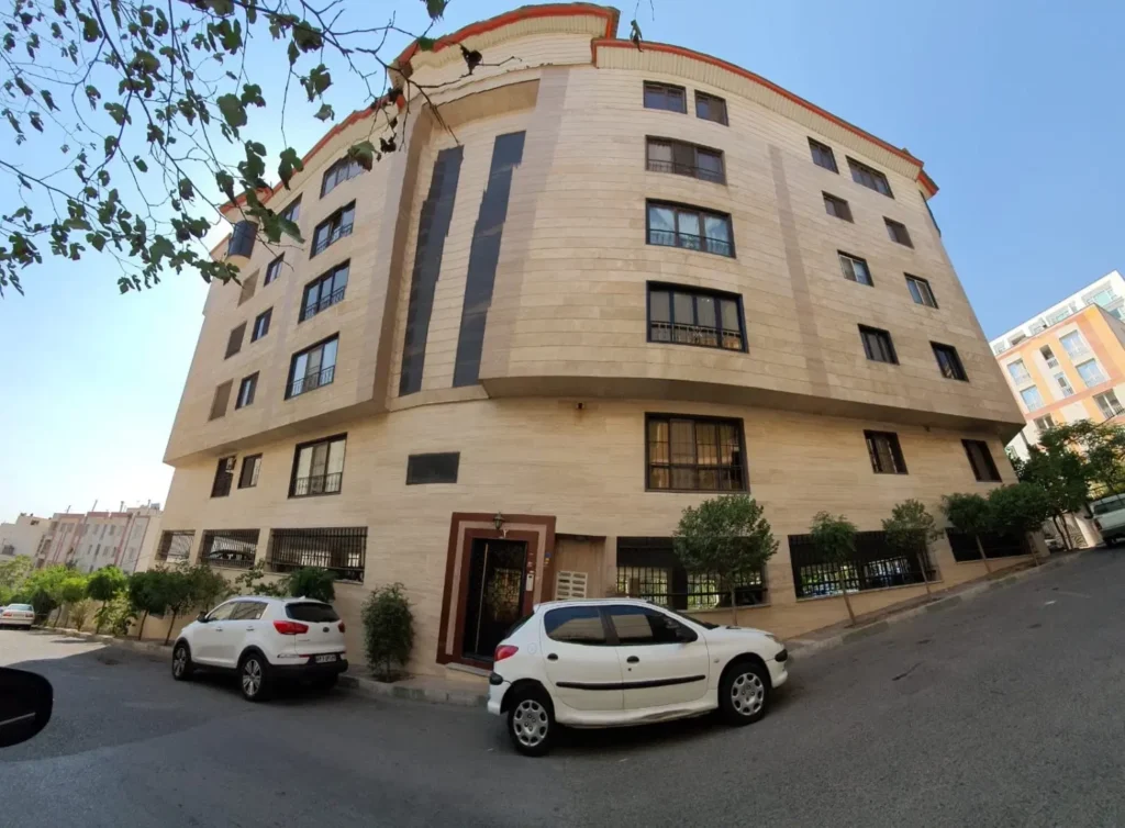 فروش آپارتمان 130 متری در سوهانک