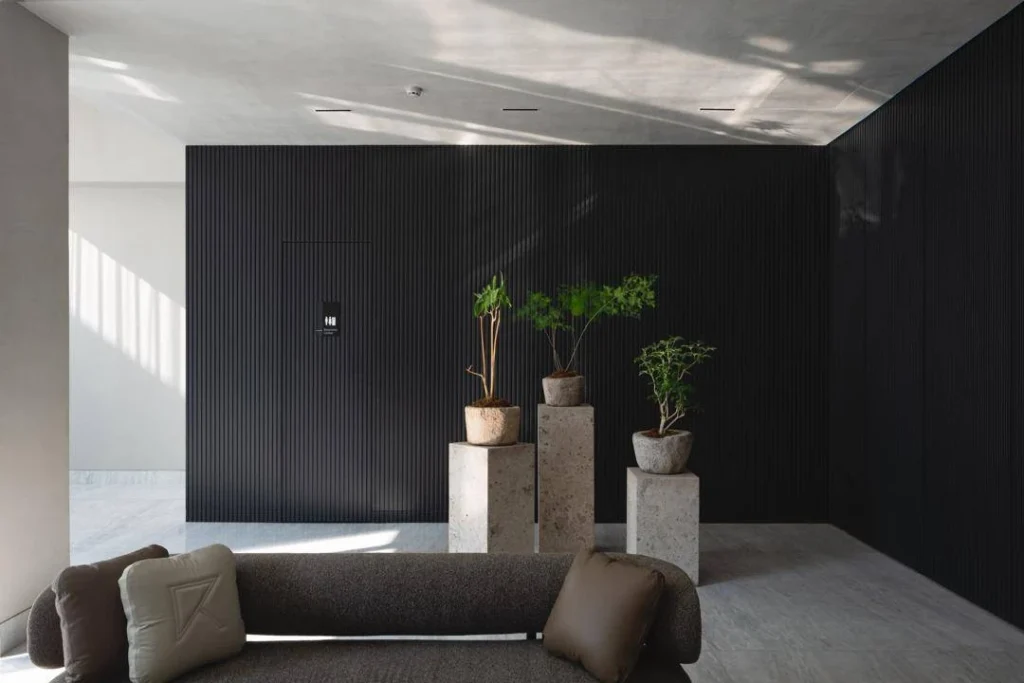 خرید آپارتمان ۲۶۰ متری ۳ خواب در ساختمان Riviera سازنده مهندس رمضان