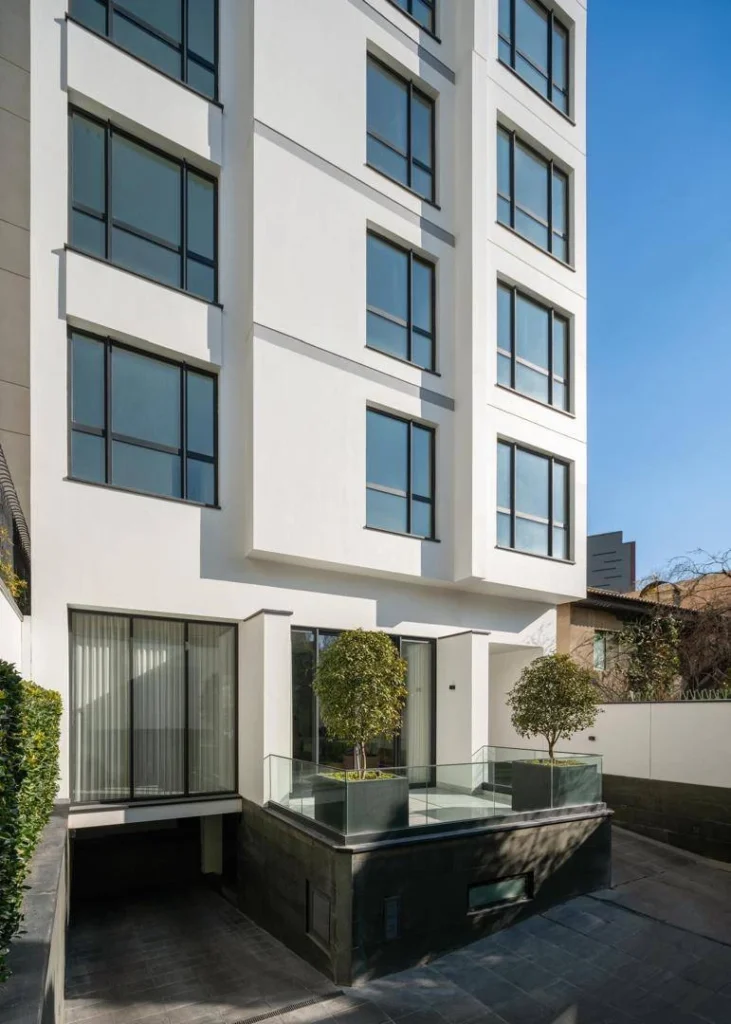 خرید آپارتمان ۲۶۰ متری ۳ خواب در ساختمان Riviera سازنده مهندس رمضان