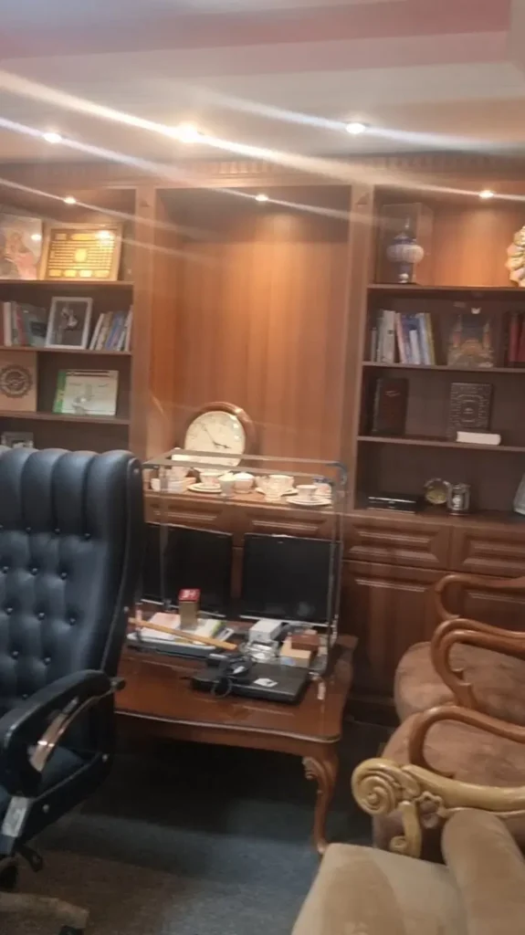 فروش اداری 105 متری در دروس